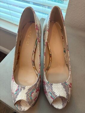Nine West White Snakeskin Peep-Toe Pumps with Pink and Teal Accents